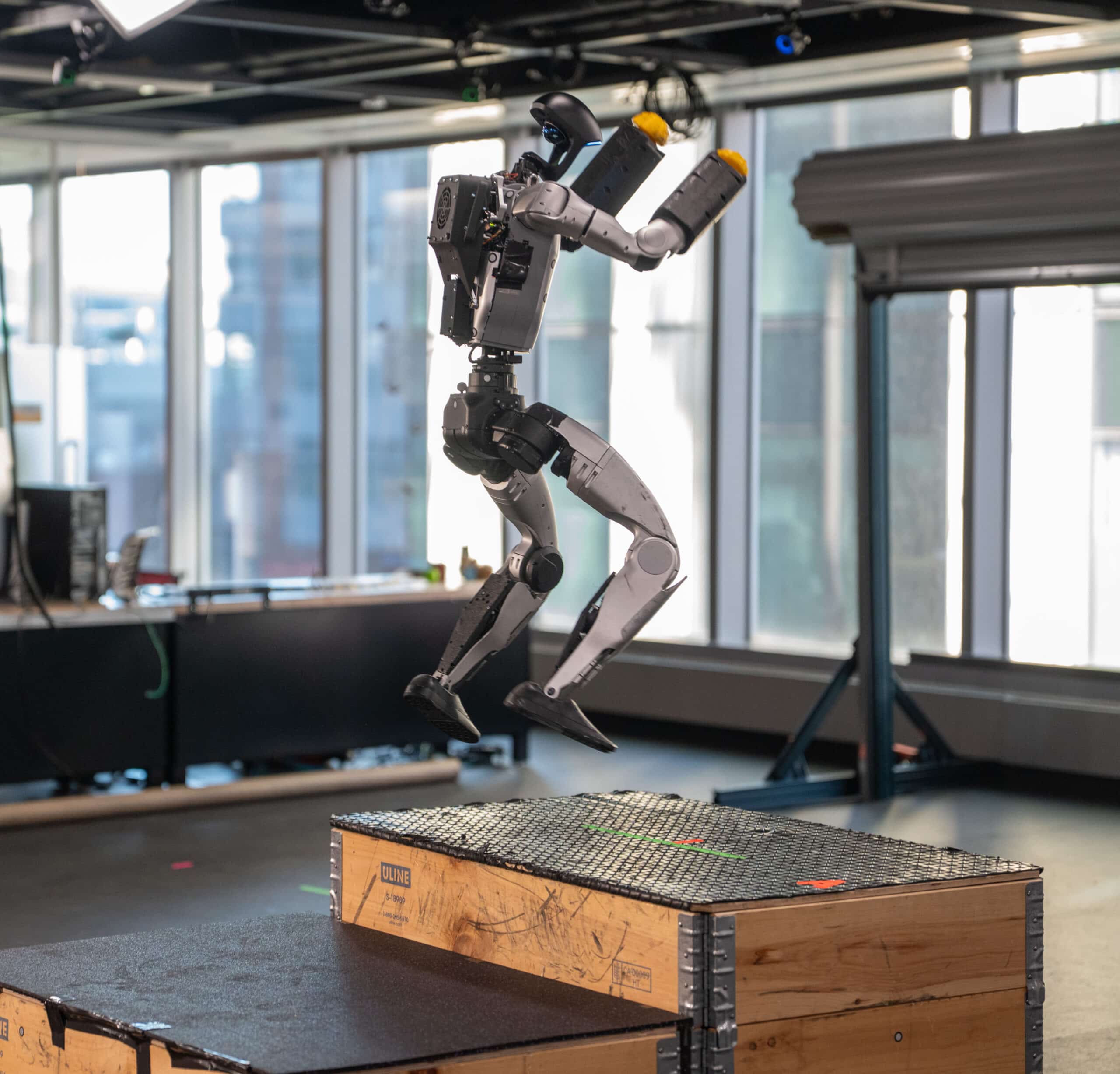 Humanoid-jump-square